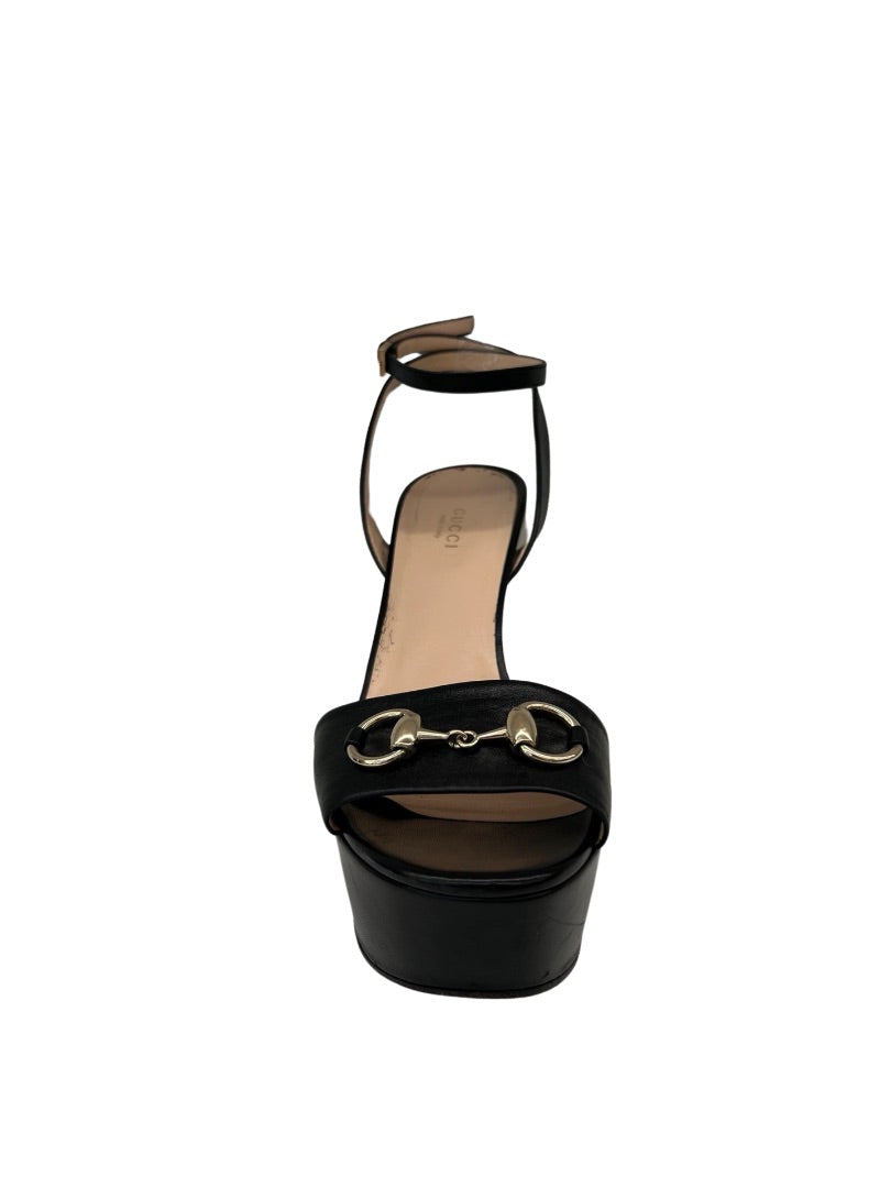 Gucci Black Horsebit Leather Platform Sandals. Size: 39