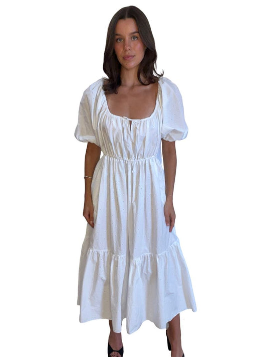 Matteau White Eyelet Short Sleeve Dress. Size: 8