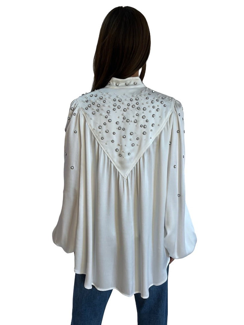 Wandering White Blouse w/ Pearl Embellishments. Size: 42