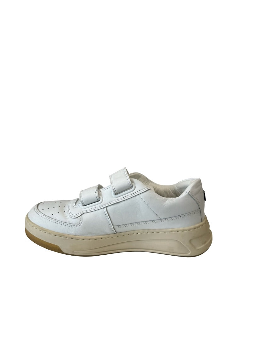Acne Studios White Velcro Sneakers. Size: 37