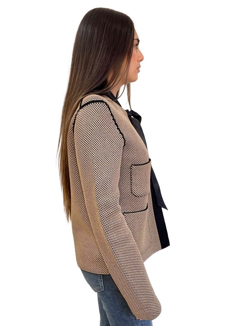 Louis Vuitton Nude Buttoned Bow Cardigan. Size: L