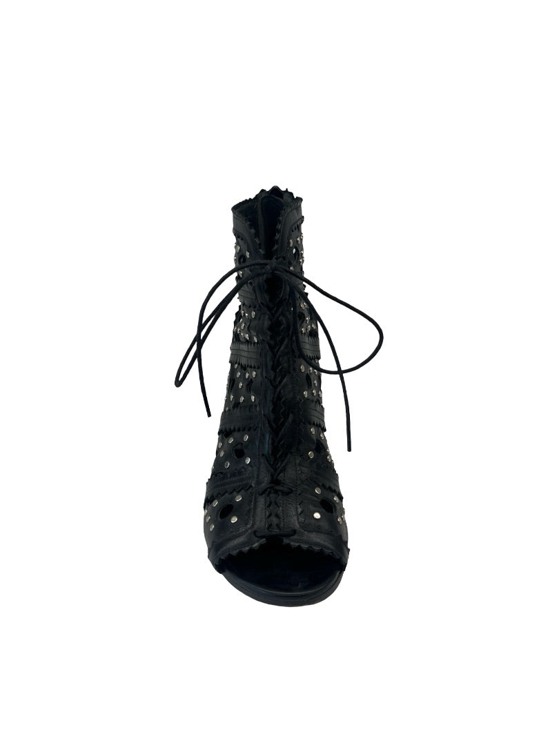 Stuart Weitzman Black Studded Cut Out Heel Boots. Size: 37