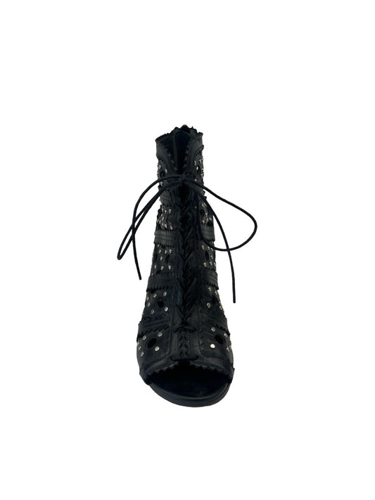 Stuart Weitzman Black Studded Cut Out Heel Boots. Size: 37