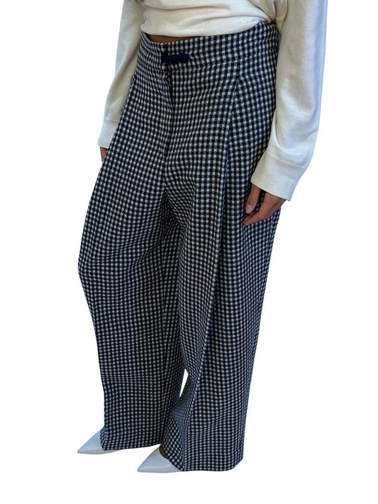 Armani Collezioni Black / White / Blue Gingham Wool Pants. Size: 44