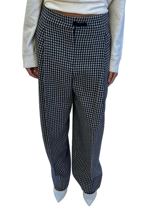 Armani Collezioni Black / White / Blue Gingham Wool Pants. Size: 44