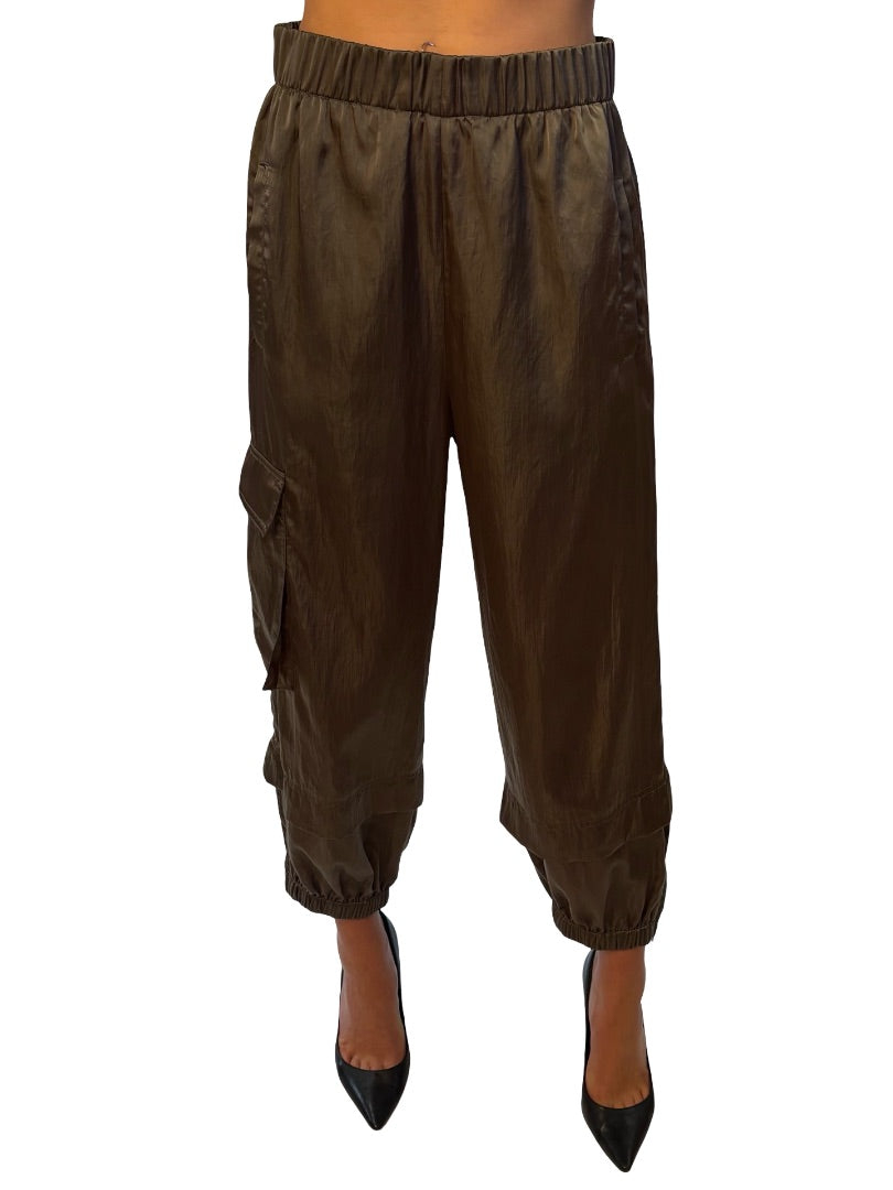 Tibi Khaki Shiny Cargo Pants. Size: S