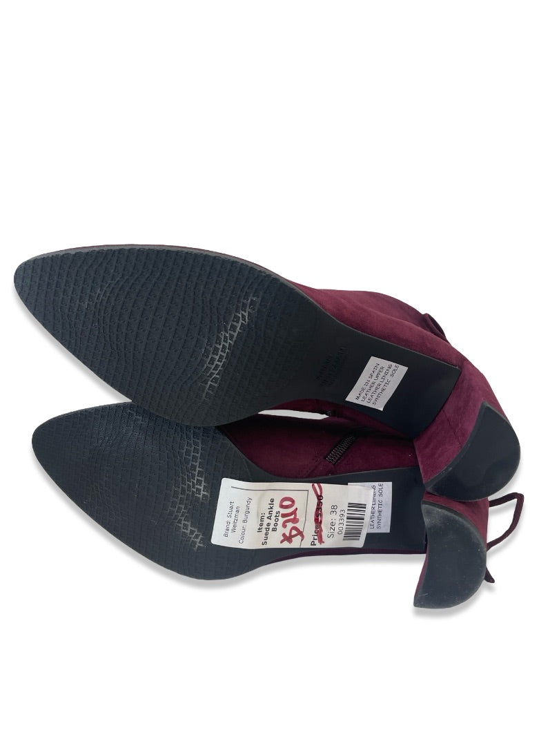 Stuart Weitzman Burgundy Suede 'Lofty' Ankle Boots. Size: 38