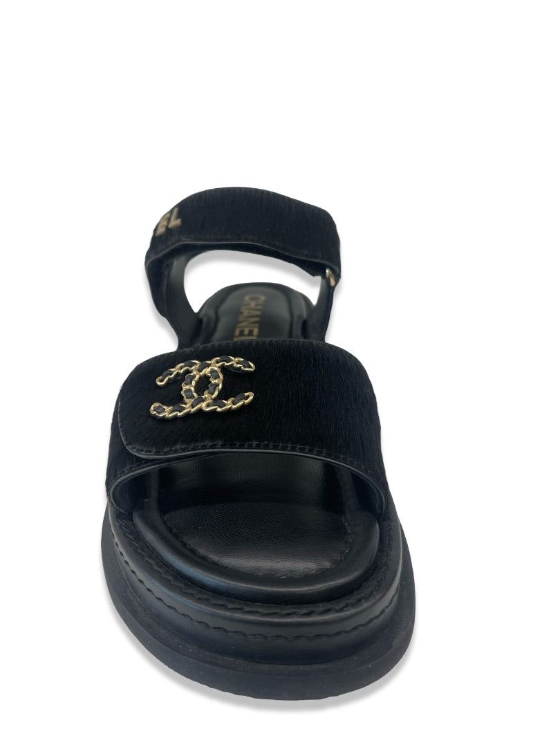 Chanel Black Pony Hair Leather Sandal. Size: 37.5