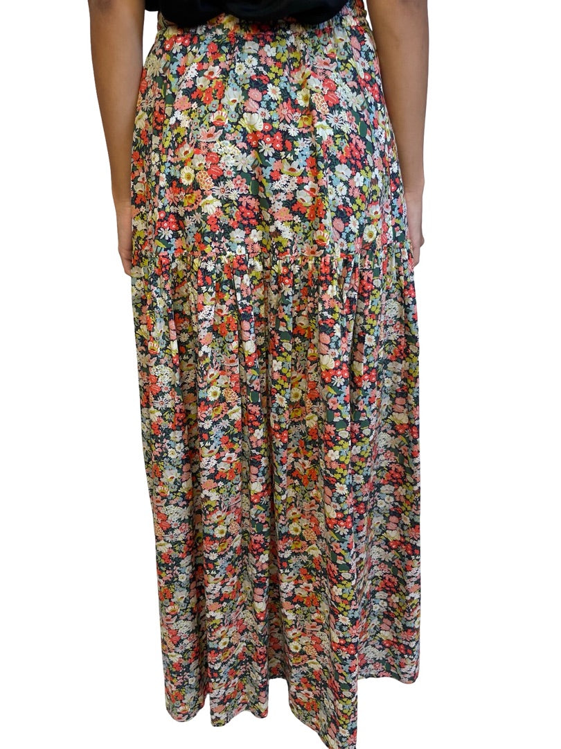 Scanlan Theodore Multi-Colour Floral Print Maxi Skirt w/ Split. Size: 8