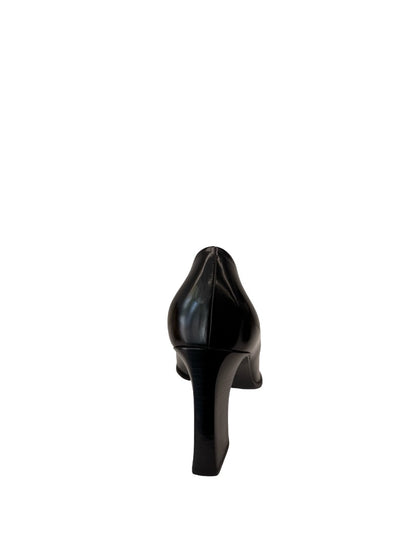 Prada Black Patent Block Heel. Size: 39.5