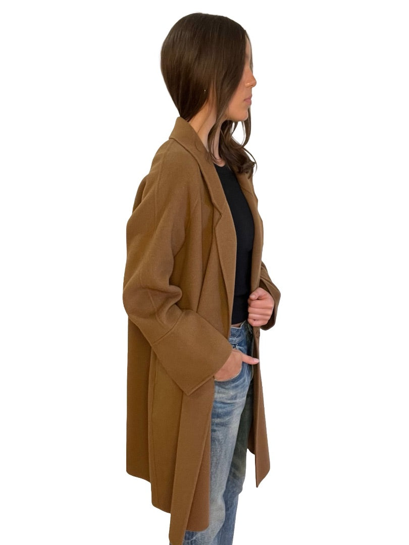 Lee Mathews Brown Wool/ Cashmere Blend Coat. Size: L