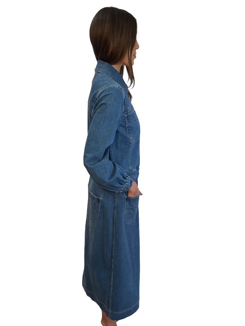 Flannel Blue Denim Dress Long-Sleeve with Pocket Detail. Size: M