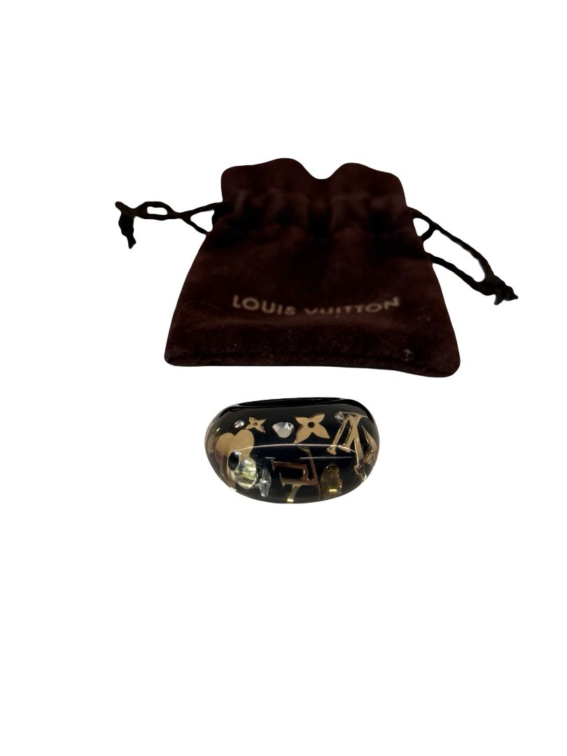 Louis Vuitton Black Resin Inclusion Ring. Size: M