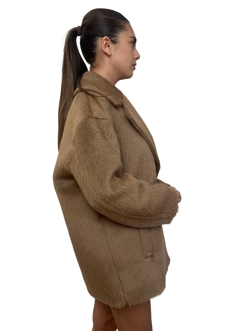 MaxMara Studio Camel Double Breasted Alpaca Pea Coat. Size: 8