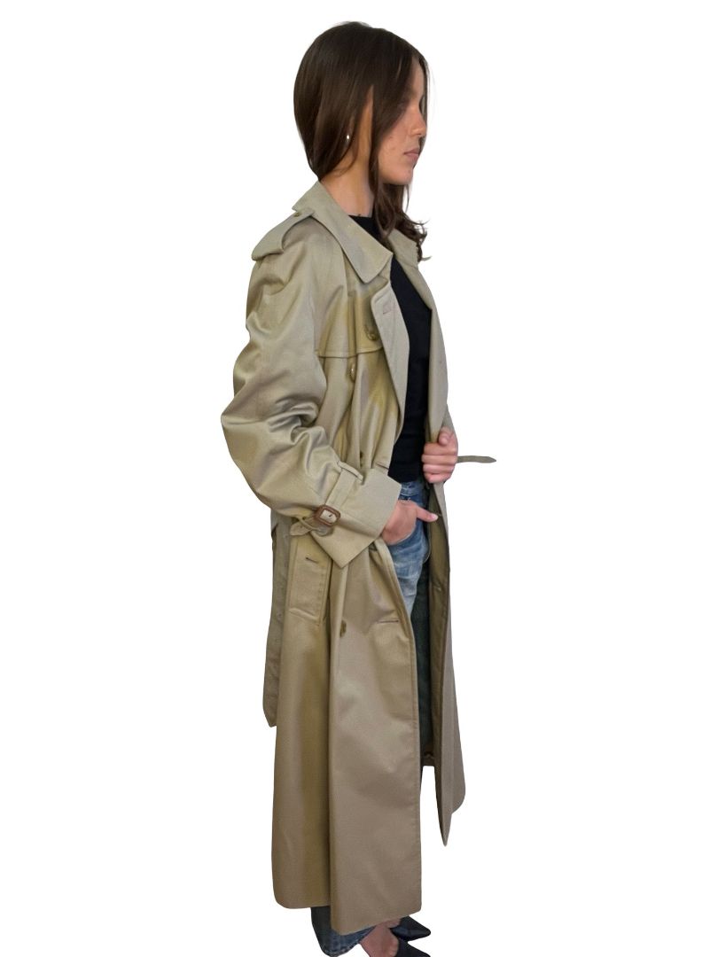 Burberry 1980s Made in England Trench. Size: 44R