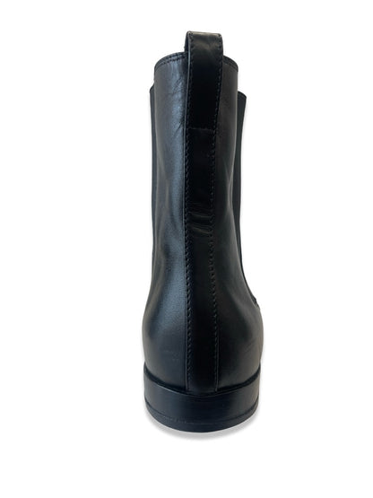 Sergio Rossi Black Leather Chelsea Ankle Boots. Size: 41