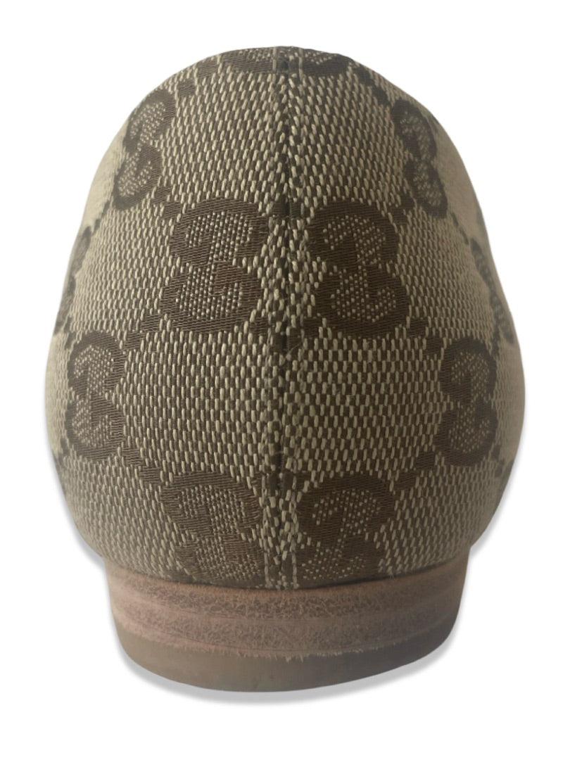 Gucci Brown GG Monogram Peep Toe Flats. Size: 38.5