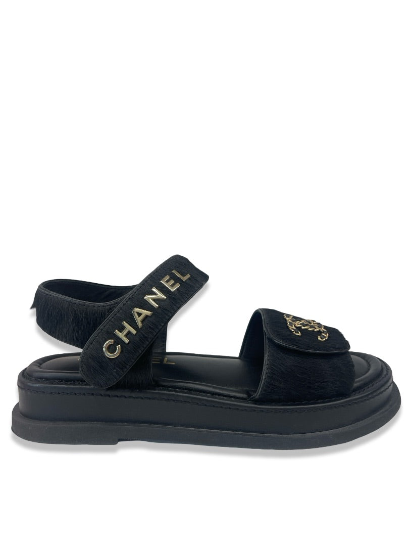 Chanel Black Pony Hair Leather Sandal. Size: 37.5