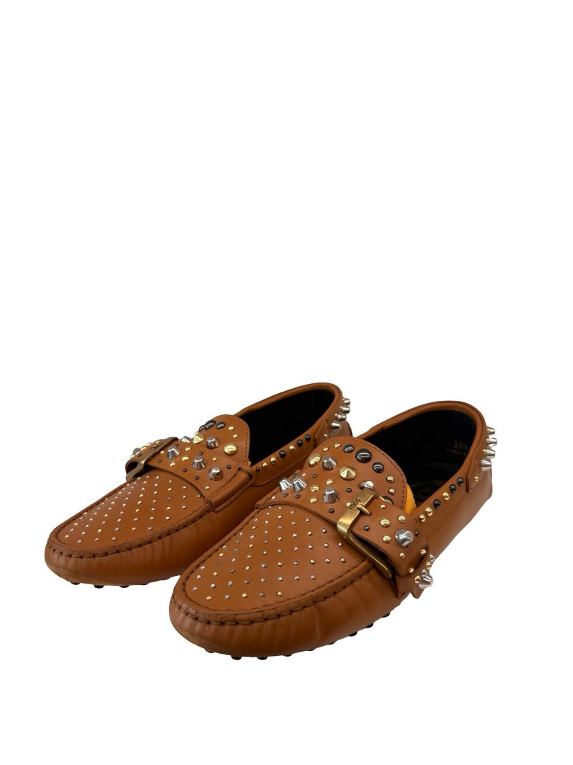 Tod's Tan Gommini Stud Leather Loafer. Size: 39.5