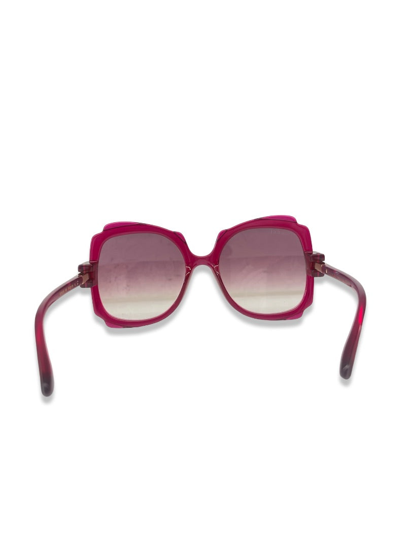 Gucci Pink Gradient 'GG1431S 003' Butterfly Sunglasses.