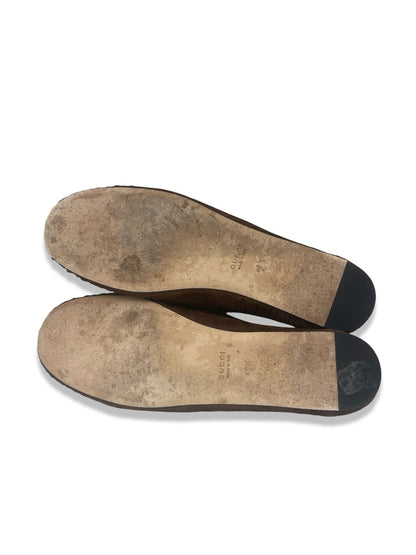 Gucci Brown Suede Horsebit Loafers. Size: 40.5