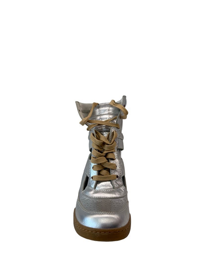 Marc Jacobs Silver Metallic High Top Heeled Sneaker. Size: 37