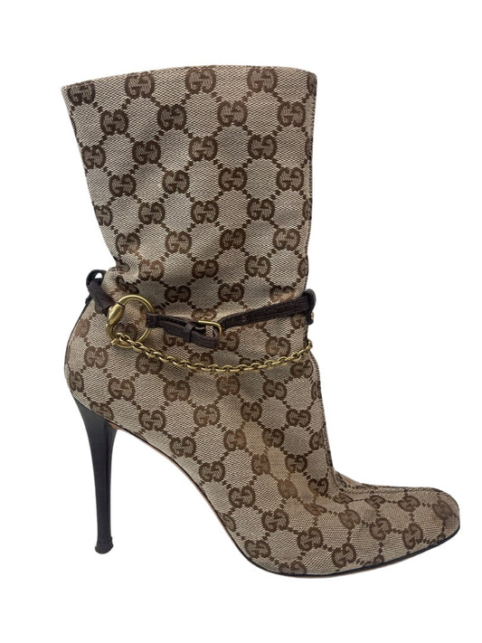 Gucci Brown GG Monogram Marmont Ankle Length Fabric Heeled Boots. Size: 41C