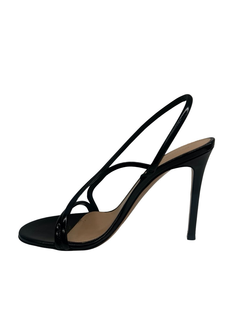 Gianvito Rossi Black Strappy Heels. Size: 37.5