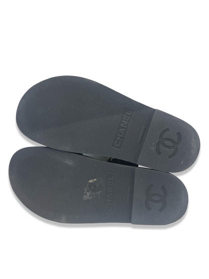 Chanel Black Pony Hair Leather Sandal. Size: 37.5