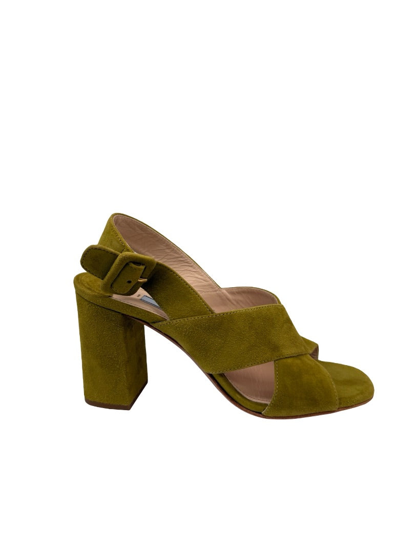 Prada Green Suede Cross Over Heels. Size: 36.5