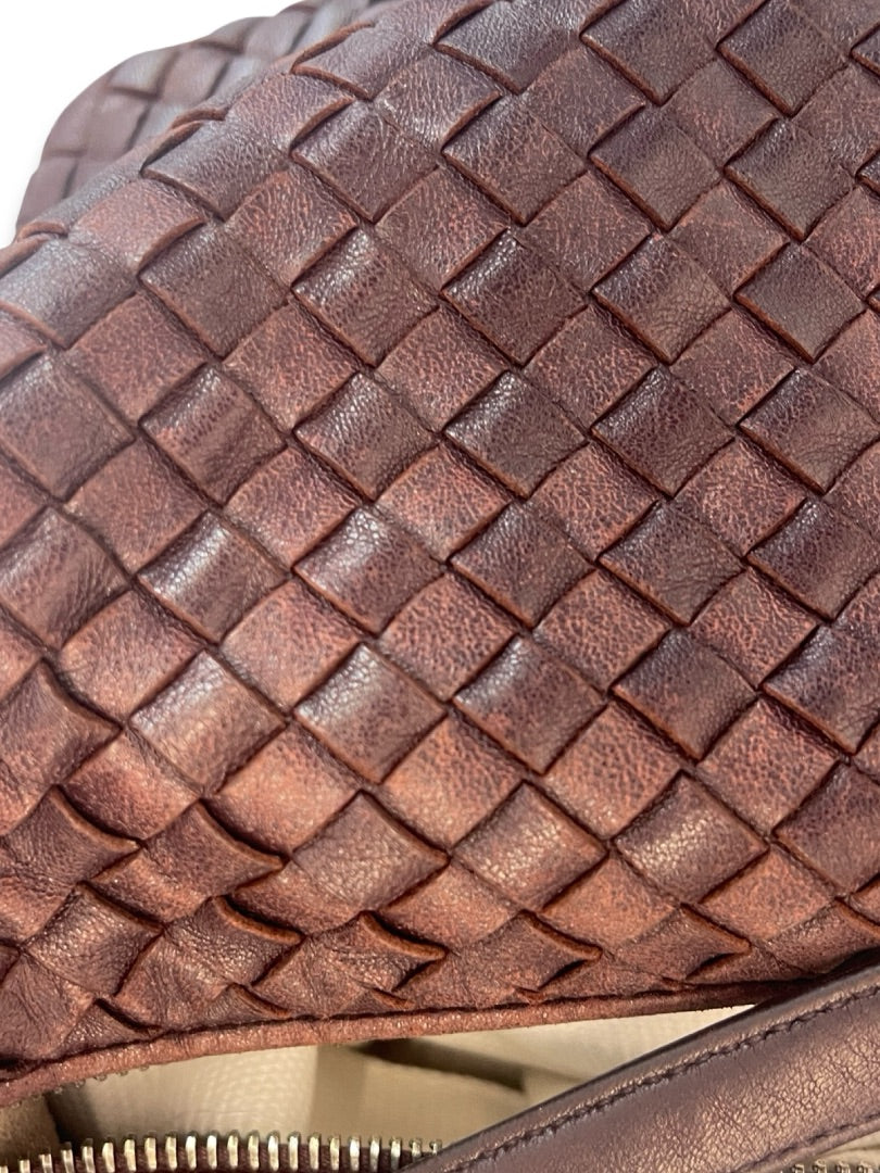 Bottega Veneta Dark Brown Intrecciato Leather Shoulder Bag. Size: Medium
