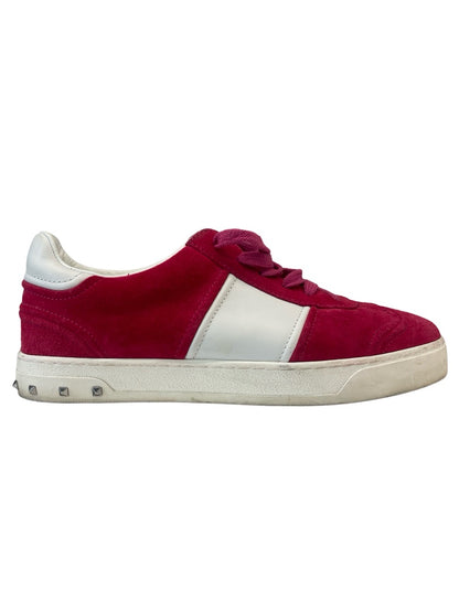 Valentino Garavani Pink / White Fly Crew Suede Low Top Sneakers. Size: 39.5