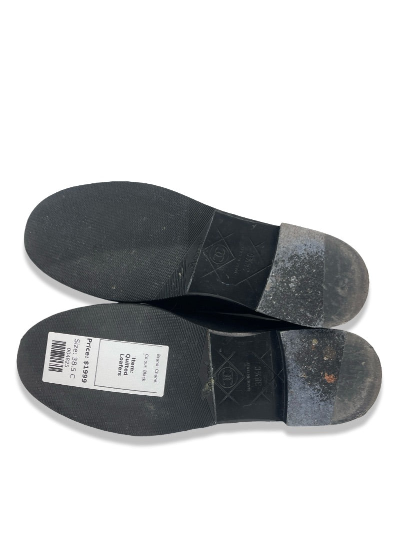 Chanel Black Lambskin CC Quilted Loafers. Size: 38.5 C