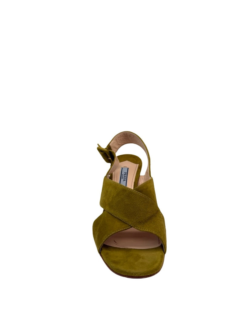 Prada Green Suede Cross Over Heels. Size: 36.5