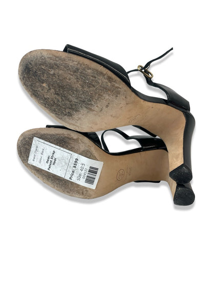Chanel Black Patent Strap Heel. Size: 40.5