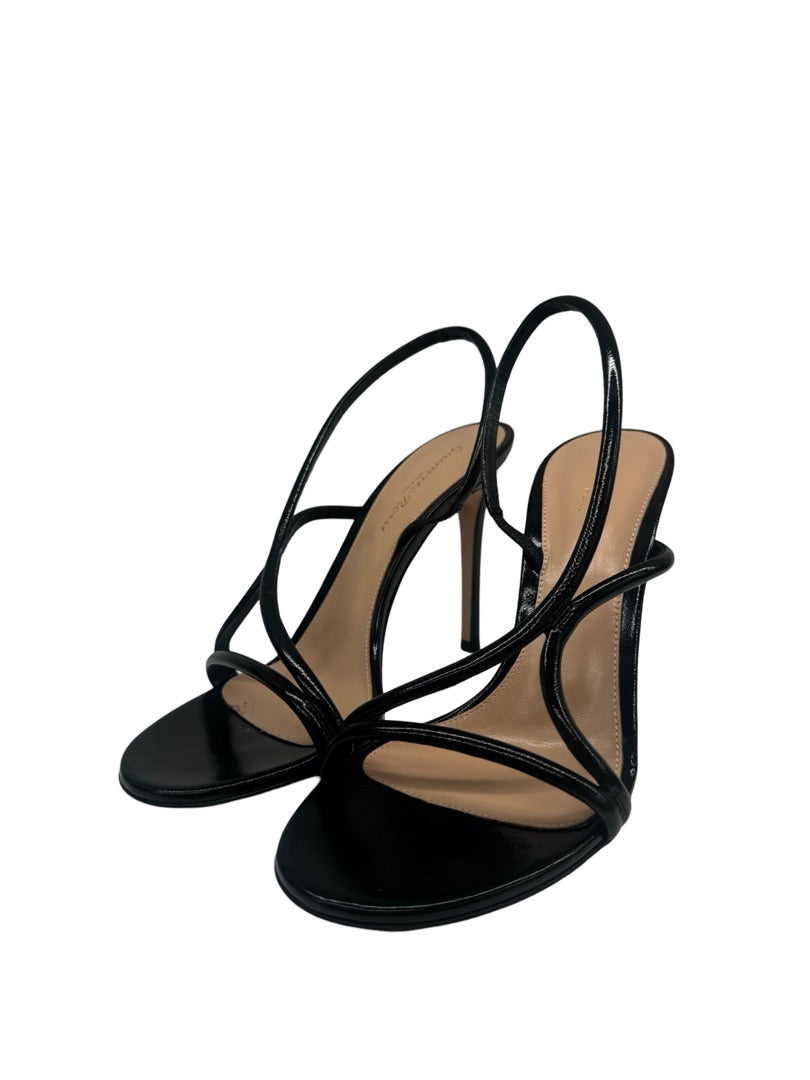 Gianvito Rossi Black Strappy Heels. Size: 37.5