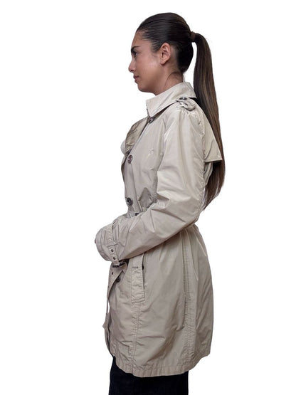 Burberry Brit Cream Short Rain Coat. Size: 10