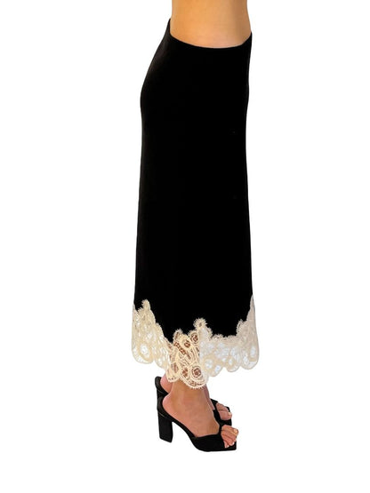 Fabiana Filippi Black / White Wool Blend Lace Trim Skirt. Size: 6