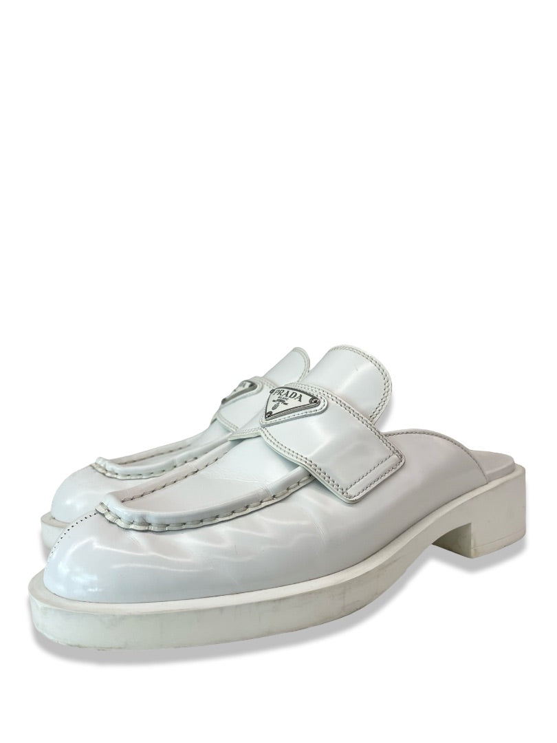 Prada White Leather Loafer Mule. Size: 39