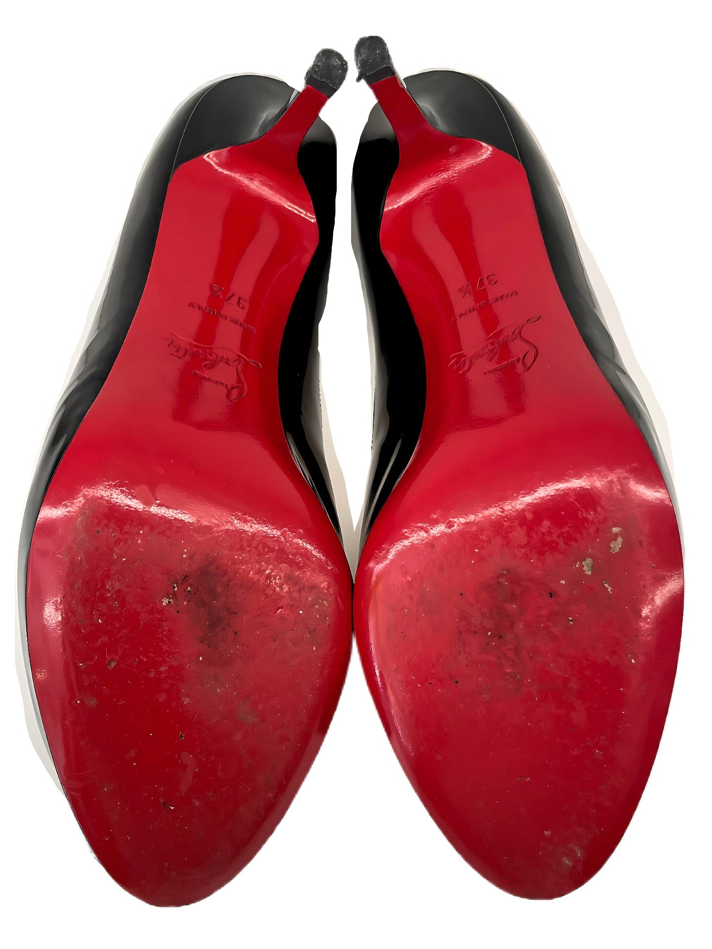 Christian Louboutin Black Patent Peep Toe Pumps. Size: 37.5